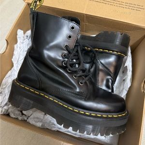 Dr martens Jadon size 7 black with box
